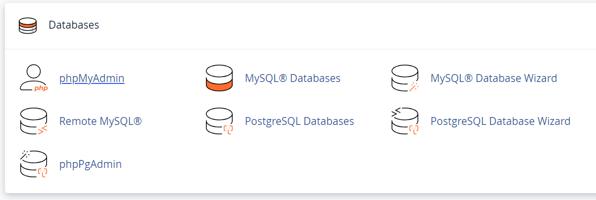 Simplemente desplázate hacia abajo en el panel de administración de cPanel hasta encontrar la sección Bases de datos. Cuando la encuentres, haz clic en phpMyAdmin.