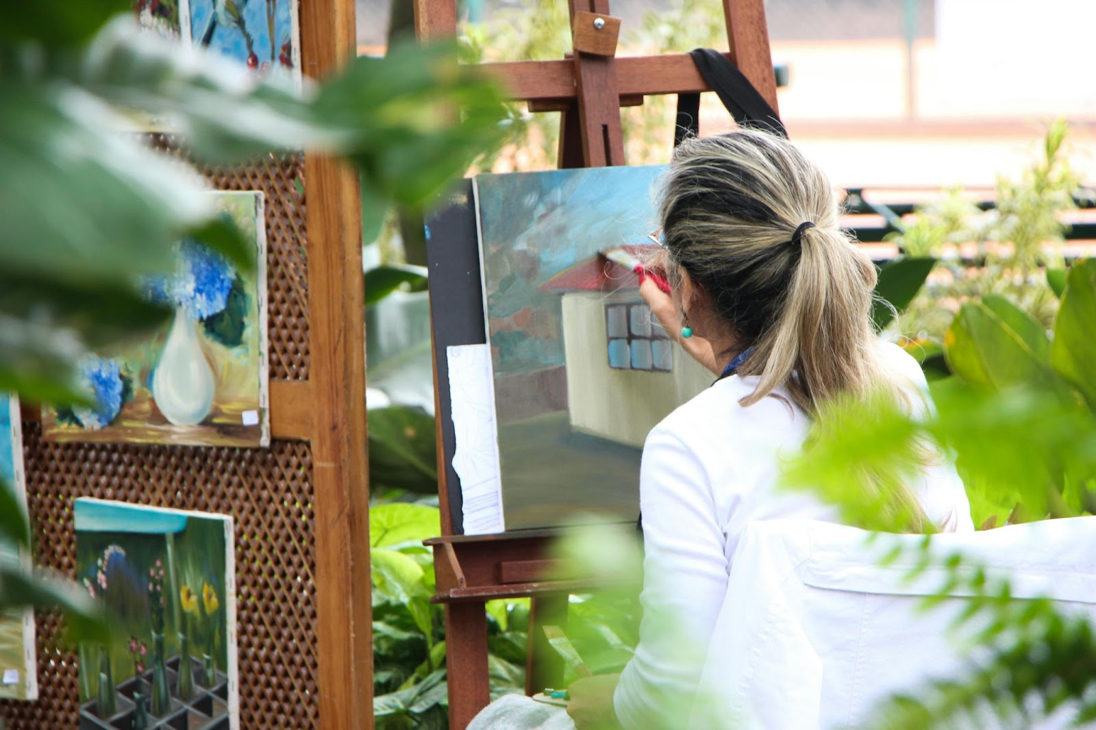 artist painting outside