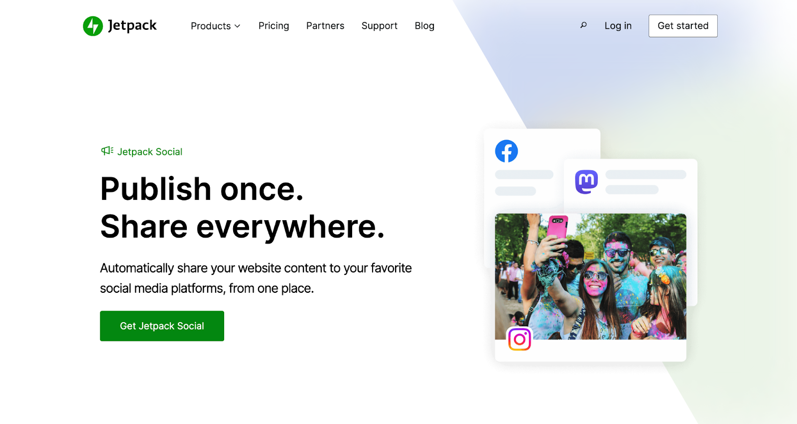 Jetpack Social CTA - once you’ve finished writing and editing your posts, you can immediately auto post on different social media channels like Instagram, LinkedIn, Facebook, and more.