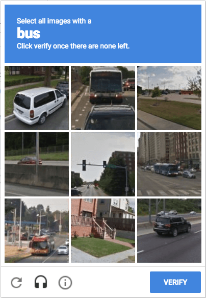 Solicitud de selección de imágenes de reCAPTCHA que pide al usuario seleccionar cuáles de las 9 imágenes disponibles contienen un autobús.